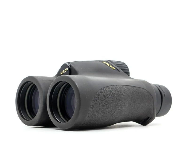 Nikon 8x42 HG L DCF Binoculars