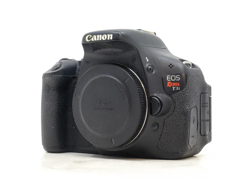 Canon EOS Rebel T3i