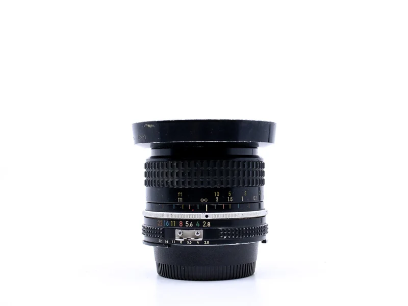 Nikon Ai-S Nikkor 24mm f/2.8