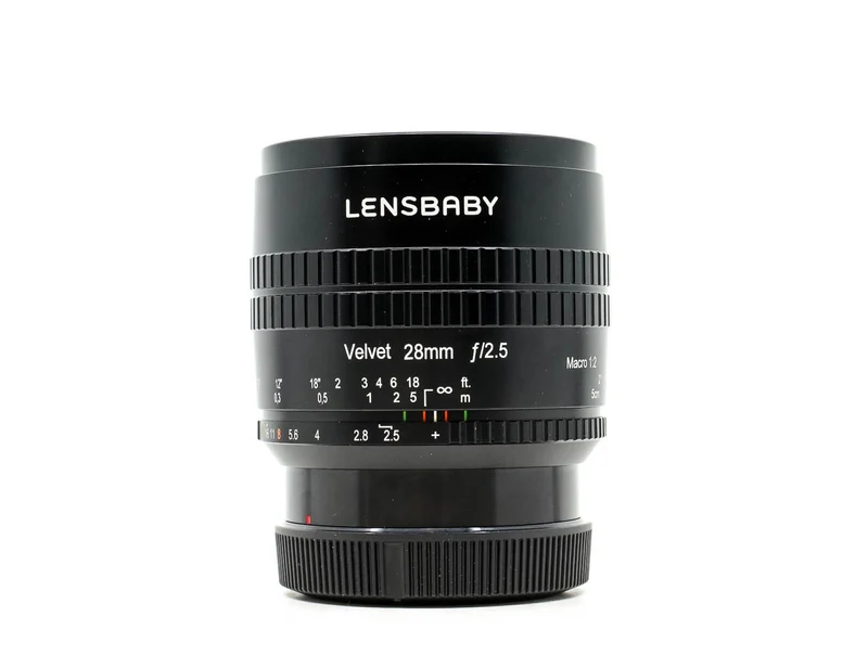 Lensbaby Velvet 28mm f/2.5 - Canon RF Fit