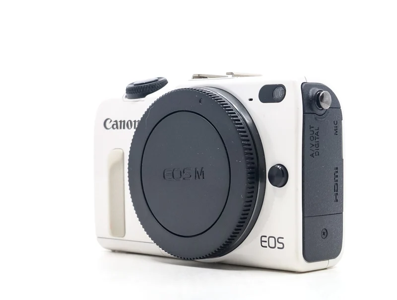 Canon EOS M2