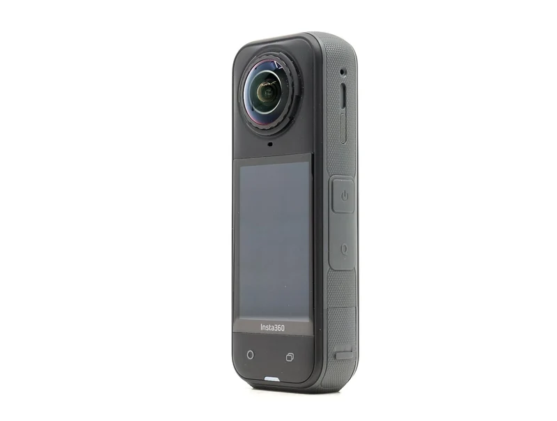 Insta360 X5
