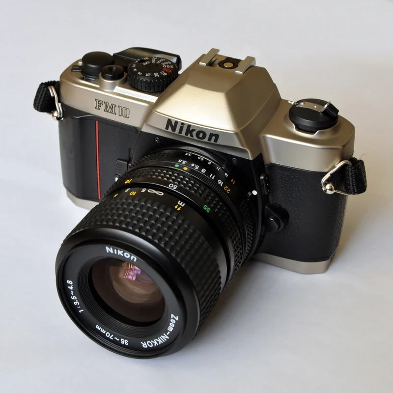 Nikon FM10 + Zoom-Nikkor 35-70mm f3.5-4.8 - SLR 35mm Film Camera
