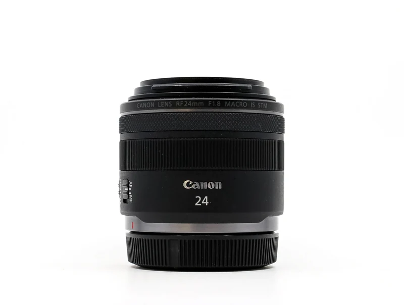 Canon RF 24mm f/1.8 Macro IS STM