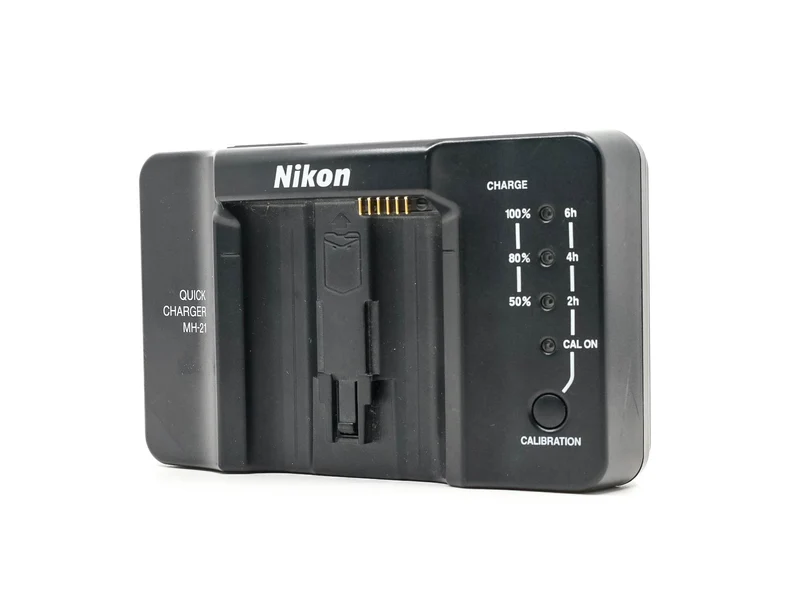 Caricabatterie Nikon MH-21