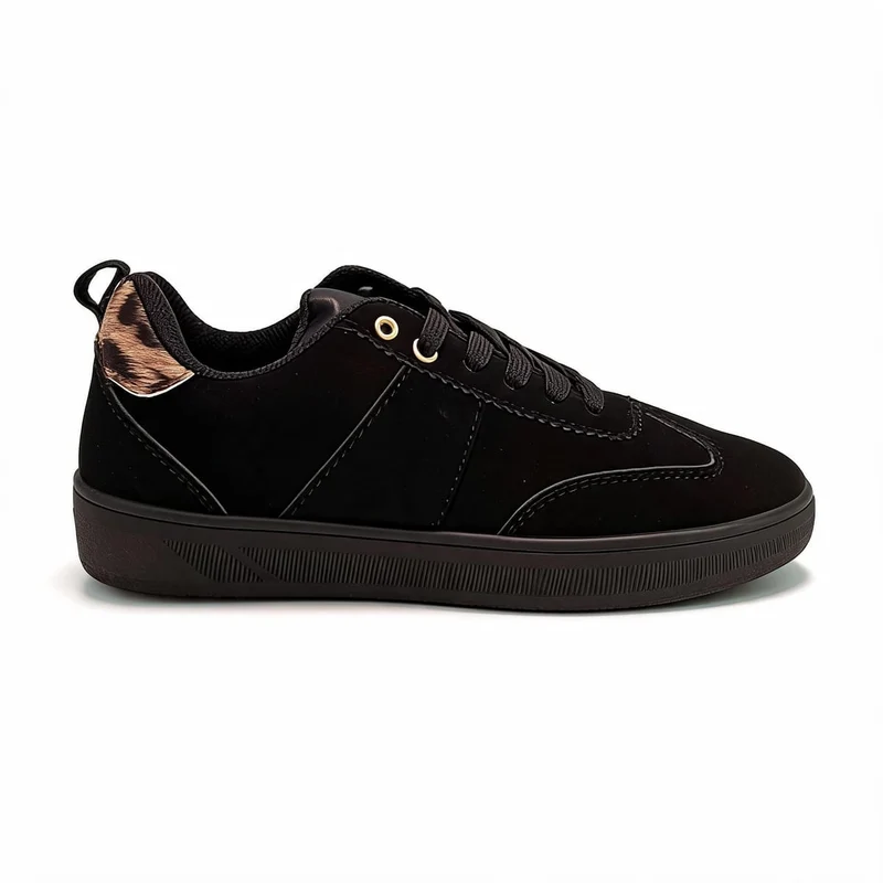 Sneakers nere con dettaglio maculato - Nero