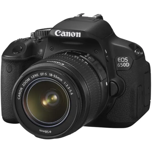 EOS 650D SLR - Nero + Obiettivo zoom Canon EF-S 18-55mm f/3.5-5.6 IS STM f/3.5-5.6