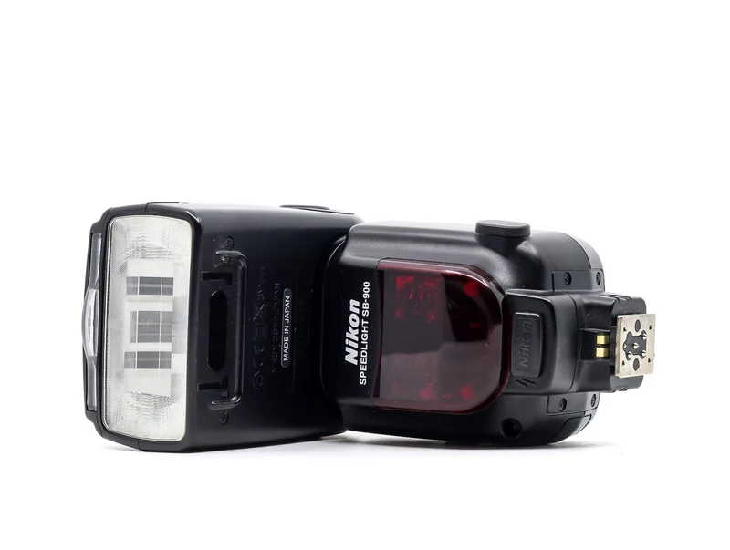 Lampeggiatore Nikon SB-900