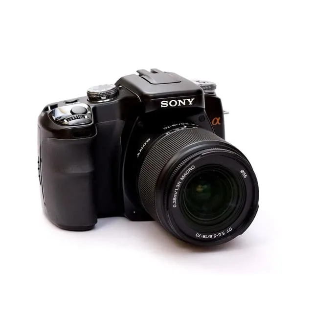 Alpha DSLR-A100 Reflex - Nero + Sony DT 18-200mm f/3.5-6.3 f/3.5-6.3