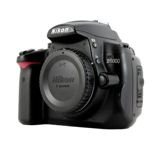 D5000 Reflex - Nero + Nikkor AF-S DX ED GII 18-55mm f/3.5-5.6 f/3.5-5.6