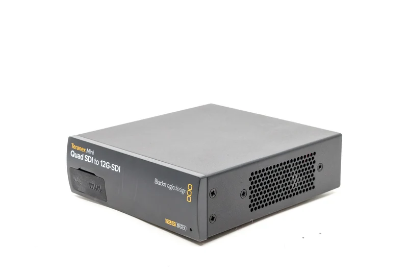 Blackmagic Design Teranex Mini Quad SDI a SDI 12G