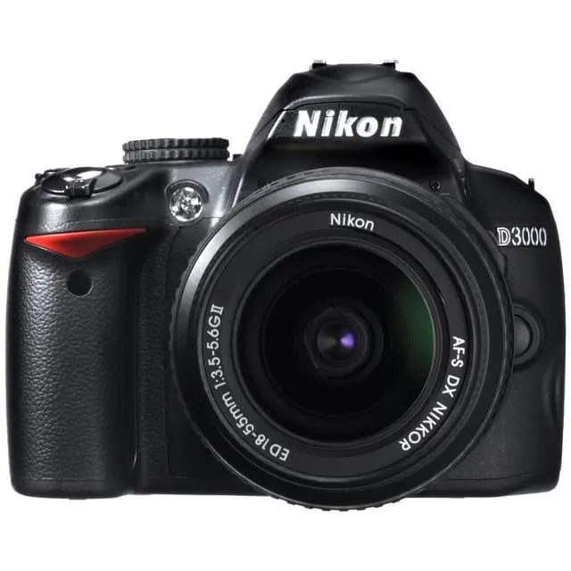 SLR D3000 - Nero + Nikon Nikkor AF-S DX 18-55mm f/3.5-5.6 G II ED f/3.5-5.6