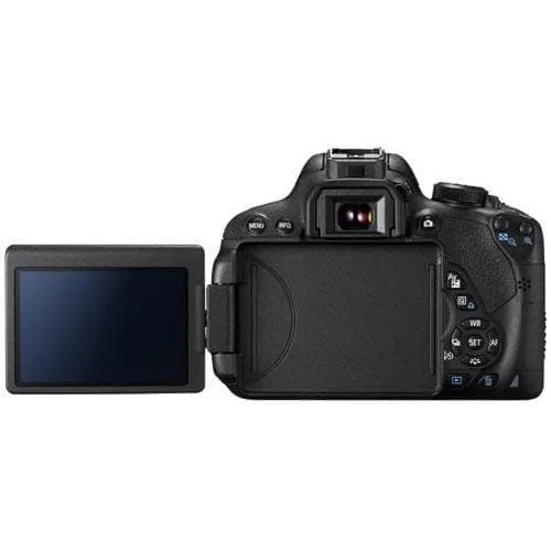 EOS 700D SLR - Nero + Canon EF-S 18-55mm f/3.5-5.6 IS II f/3.5-5.6
