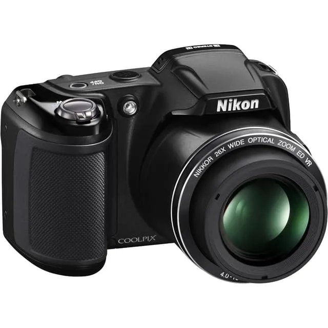 Fotocamera compatta CoolPix L810 - Nera + Nikon Nikkor 26X Zoom ottico grandangolare ED VR 4.0-104mm f/3.1-5.9 f/3.1-5.9