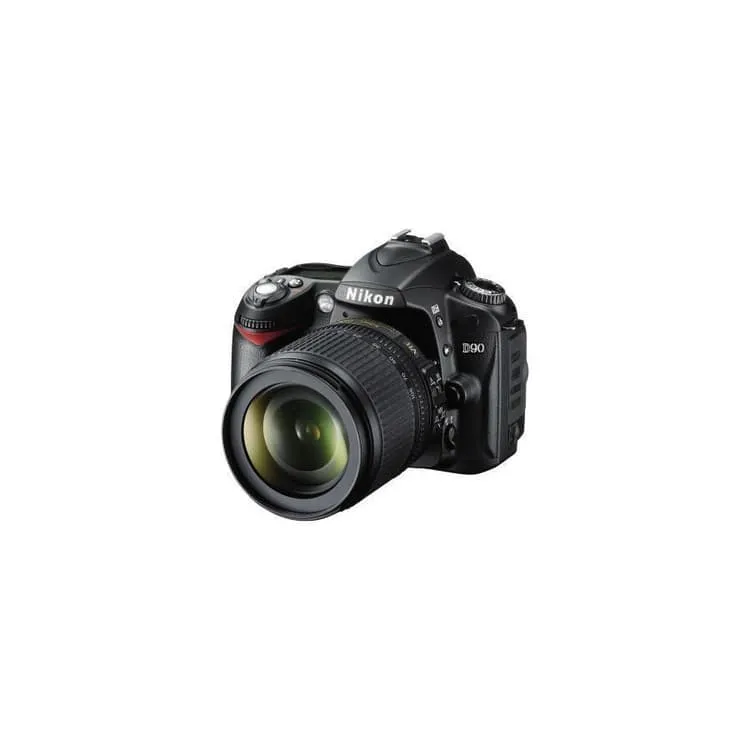 D90 SLR - Nero + Nikon AF-S DX Nikkor 18-55mm f/3.5-5.6G VR f/3.5-5.6