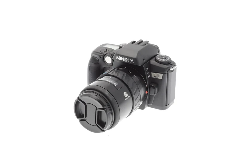Minolta Dynax 60 Data + zoom AF 28-85mm f3.5-4.5