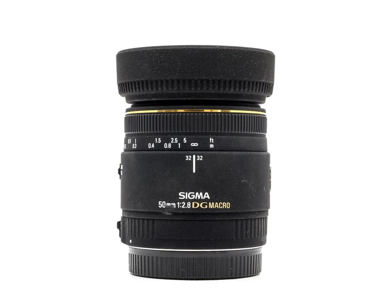 Sigma 50mm f/2.8 EX DG Macro - Compatibile con Canon EF
