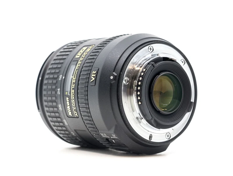 Obiettivo Nikon AF-S DX Nikkor 16-85 mm f/3,5-5,6G ED VR