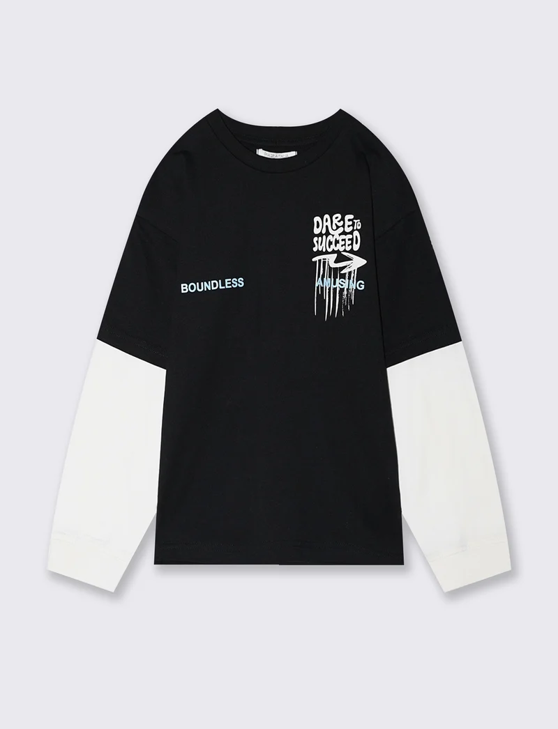 T-shirt bicolor maniche lunghe con stampa - Nero