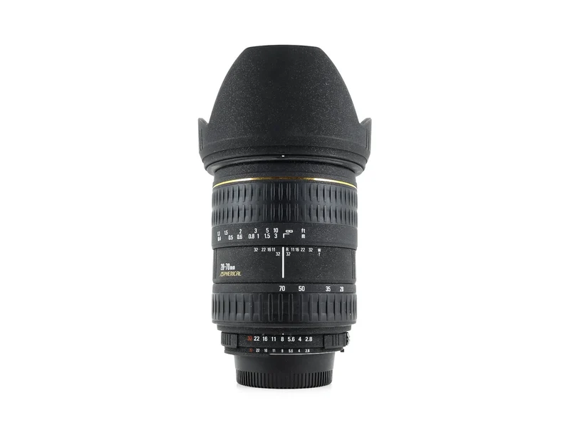 Sigma 28-70mm f/2.8D EX Aspherical DF - Compatibile con Nikon