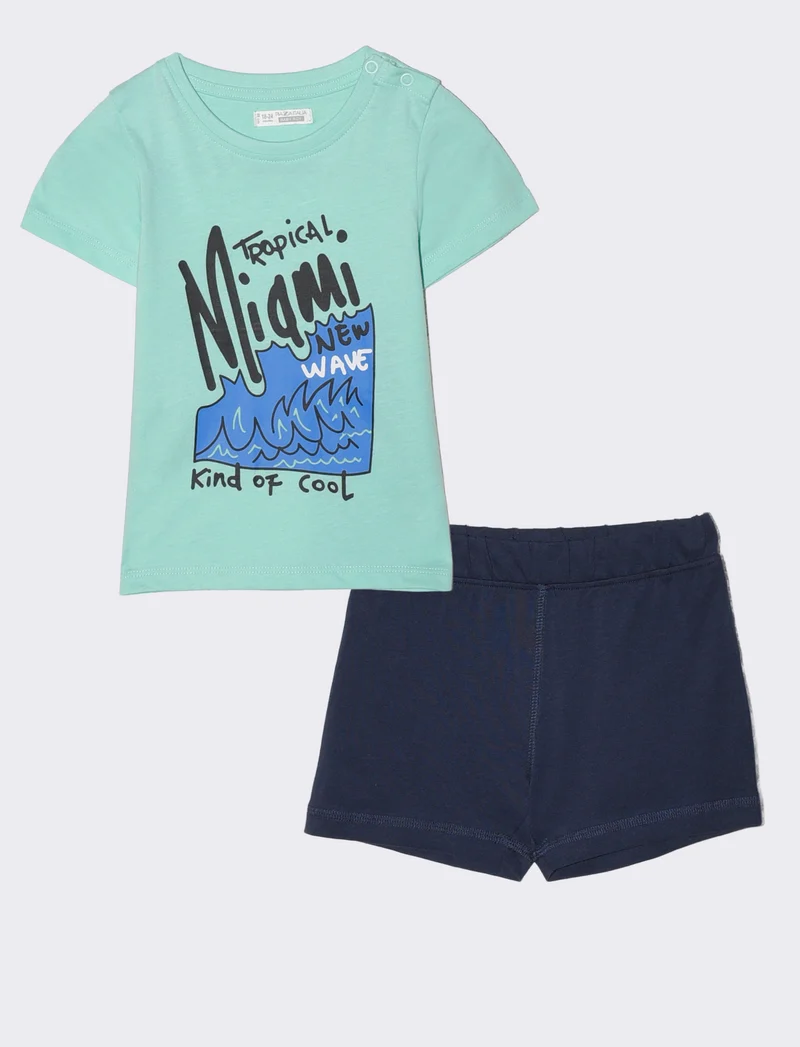 Completo estivo: maglietta e shorts - Verde acqua
