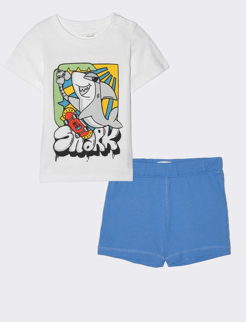 Completo estivo: maglietta e shorts - Bianco