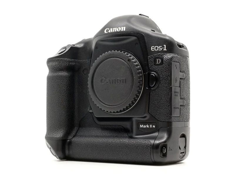 Canon EOS 1D Mark II N