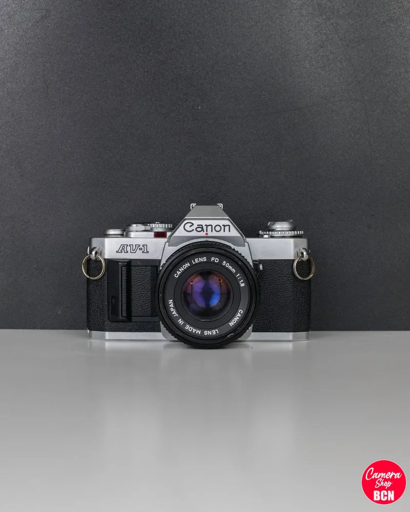 Canon AV-1 - Fotocamera SLR da 35 mm + OBIETTIVO FD 1.8 da 50 mm