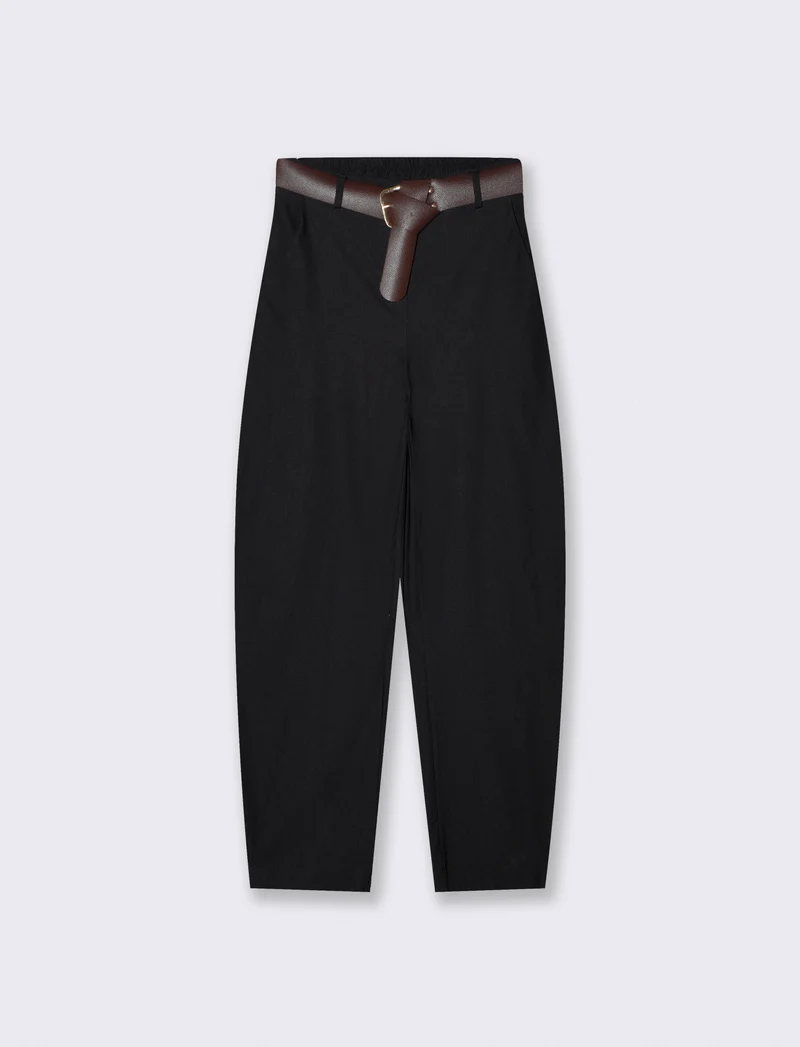 Pantaloni Dritti con Tasche e Cintura - Nero