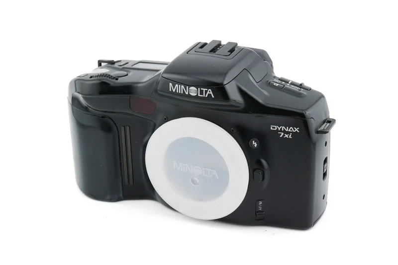 Minolta Dynax 7xi - Fotocamera reflex analogica 35 mm (ricondizionata) Nera