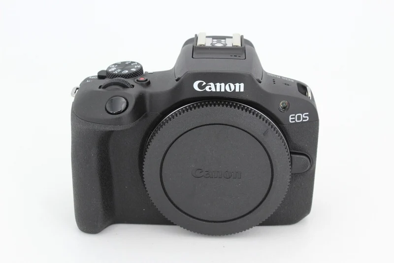 Canon EOS R100 + RF-S 18-45mm f/4.5-6.3 IS STM