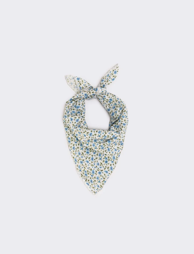 Foulard triangolo con fiorellini e pizzo - Azzurro