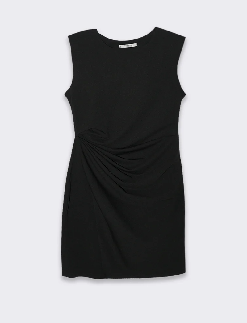 Vestito in tessuto elastico, arriccio sul fianco. - Nero