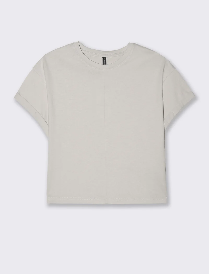 T-SHIRT CON RISVOLTO - Bianco gesso