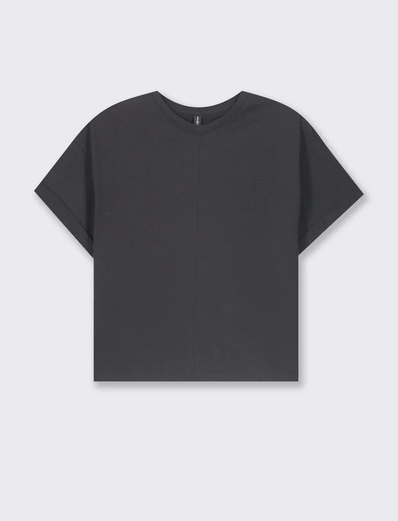 T-SHIRT CON RISVOLTO - Nero