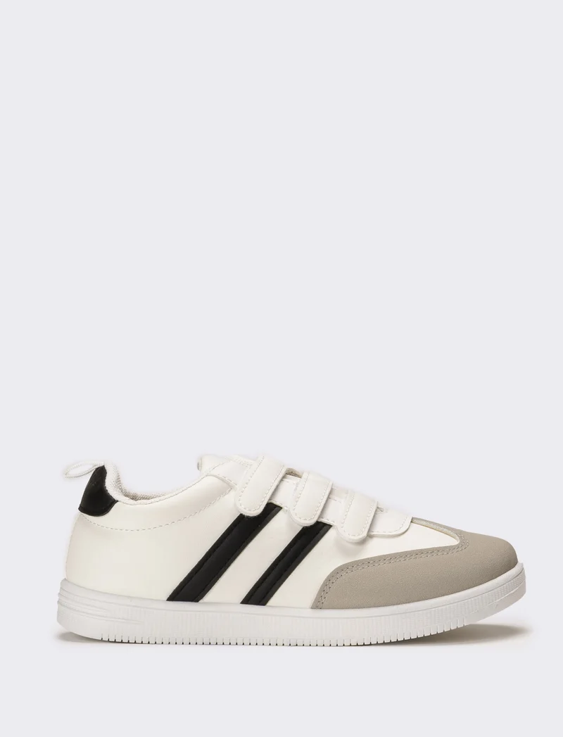 Sneakers da bambino con strappi - Bianco