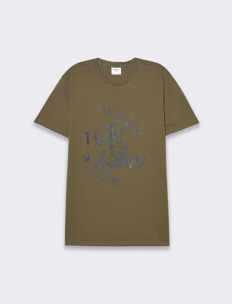 T-shirt in cotone con stampa regular fit da uomo - Verde kaki